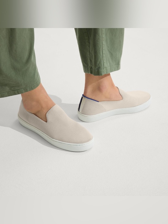 Rothy's Shoes - NWOB Rothy's Womens The Original Slip On Sneaker W9 in Sand
